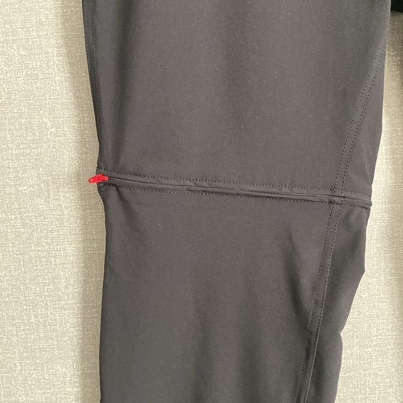 The North Face Women’s Black Convertible Pants - Picture 3 of 14